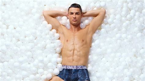 naked ronaldo|Cristiano Ronaldo Nude Pics, Videos & Leaked NSFW!